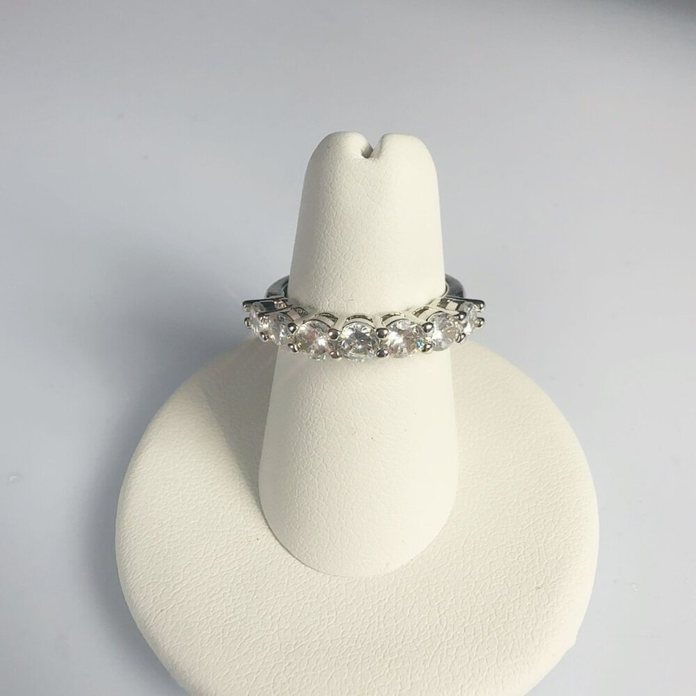 Cubic Zirconia Silver Tone Band Ring Size 9 - Picture 13 of 15
